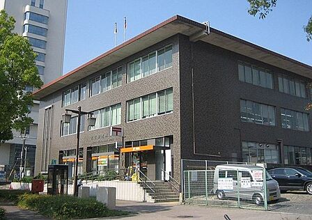 港郵便局 350m