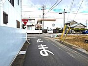 南側前面道路