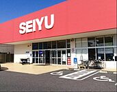 西友勝川店 800m
