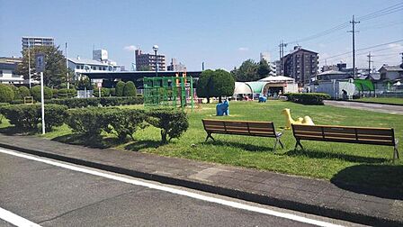 交通児童遊園 650m