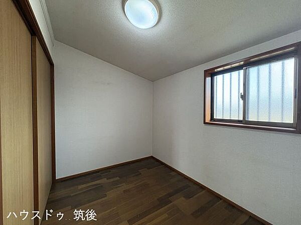 洋室を拡大表示