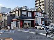 マクドナルド緑地北店 徒歩5分。 330m