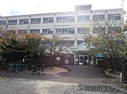 高槻市立玉川小学校 徒歩137分。 10940m