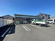 ファミリーマート一宮小信中島北店24時間営業。スローガンは「Fun＆Fresh」。驚きやワクワク感を与えるべく、商品改革に取り組んでいる。（電子マネー利用可　ＡＴＭあり　ネット通販あり）Tポイント…