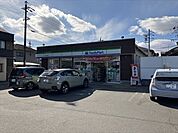 ファミリーマート一宮今伊勢店24時間営業スローガンは「Fun＆Fresh」。驚きやワクワク感を与えるべく、商品改革に取り組んでいる。（電子マネー利用可　ＡＴＭあり　ネット通販あり）Tポイントサ…