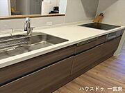 ※一部家具消し加工をおこなっています。キッチンをぐるっと回遊できます。動線が良く、動きやすいです