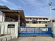 浅井中保育園【保育理念・方針】体を大切にし、元気に遊ぶ子おもいやりの心で人とかかわる子自然に親しみ、地域社会に関心をもつ子自分の思いを伝え、相手の話も聞ける子自由な発想で豊かに 290m