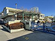 丹陽南保育園◇特色◇自然環境に恵まれており、自然に触れる機会が多く、散歩などが楽しめます。・食事栄養士が献立を立て、保育園で調理します。・障害児保育対象