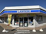 ローソン浅井尾関店24時間営業。スローガンは「マチの健康ステーション」、健康や美容に配慮した商品が豊富。(電子マネー利用可　ＡＴＭあり　ネット通販あり）Ponta dポイントサービスあり。 850m