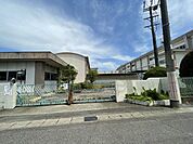 萩原小学校【教育目標】児童の優れた個性を伸ばし「美しい心と　夢と　たくましく生きる力」を持つ萩原の子を育てる 540m