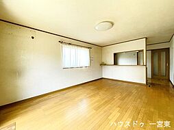 一宮市多加木4丁目:リビング