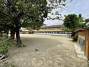 サンタマリア幼稚園教育方針・キリスト教の精神〈感謝する心、思いやる心、やさしい心〉キリスト教的愛の精神に基づいて、モンテッソーリ教育法、学校教育法を総合的に取り入れています。 630m