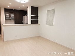一宮市木曽川町三ツ法寺字村西：リビング