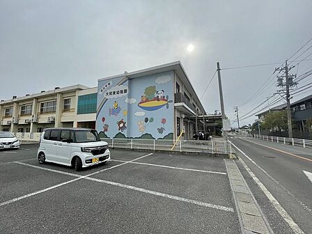 大和東幼稚園保育ポリシー・大好きな遊びから得る自信・心身のバランスの取れた成長を・多様な体験と有意義な知育 1240m