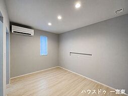 一宮市東五城字北作野:2階南東側