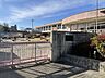 周辺：丹陽西保育園◇特色◇住宅街に位置し、公園がたくさんあります。年間を通して散歩に出かけたり、園庭の花谷季節の野菜を育てたりして、自然に触れることを大切にしています。 990m