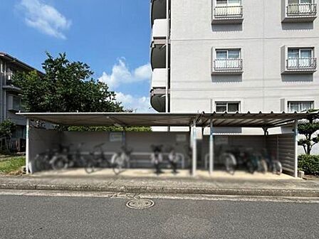 駐輪場(2025年8月19日 撮影)