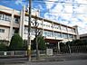 周辺：日進小学校　桑名市の公立小学校です。学校の最寄り駅は「近鉄：益生駅」徒歩約16分です。 290m