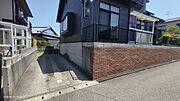 【リフォーム後：駐車場】2台停められる駐車スペースがあります♪※2026年5月撮影