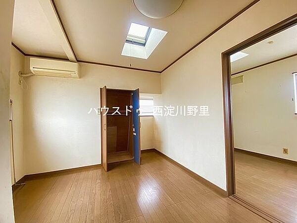 洋室