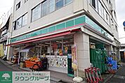ローソンストア100草加松原四丁目店 徒歩12分。 930m