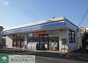 ローソン 徒歩7分。コンビニ 510m