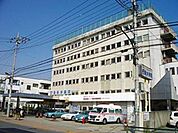 西新井病院 989m