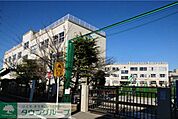足立区立扇小学校 970m
