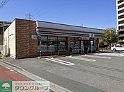 セブンイレブン足立梅田5丁目店 徒歩8分。 590m