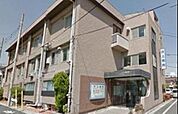 医療法人社団三奉会井上病院 879m