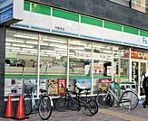 ファミリーマート円頓寺店 徒歩4分。 270m