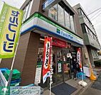 ファミリーマート志賀本通駅前店 徒歩5分。 340m