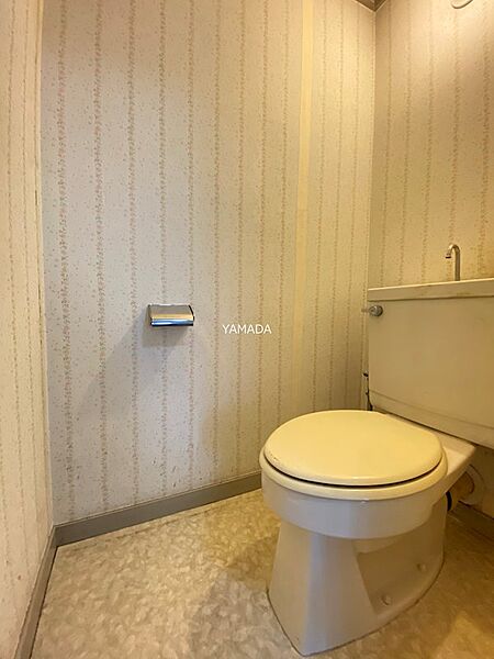 トイレを拡大表示