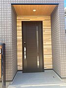セキュリティも万全な玄関♪