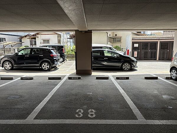 駐車場を拡大表示