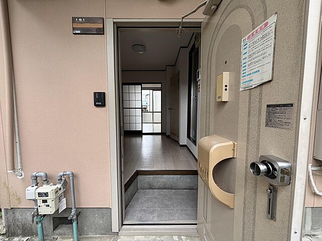 玄関