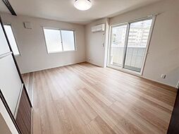 JR鹿児島本線 九州工大前駅 徒歩22分の賃貸アパート 1階2LDKのリビング/ダイニング