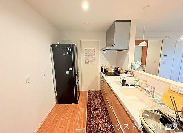 キッチンを拡大表示