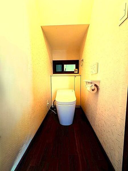 トイレを拡大表示