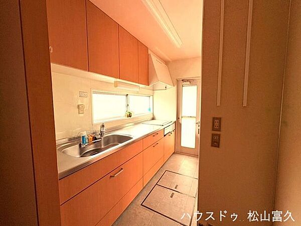 キッチンを拡大表示