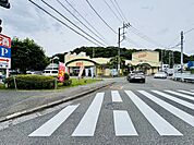 そうてつローゼン 葉山店 徒歩19分。 1460m
