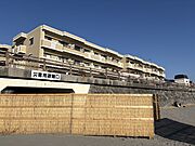 ディアコート逗子海岸（砂浜より撮影）。