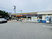 ミニストップ 葉山御用邸前店 徒歩約51分。 4010m
