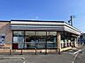 周辺：セブイレブン逗子5丁目店 徒歩10分。 740m