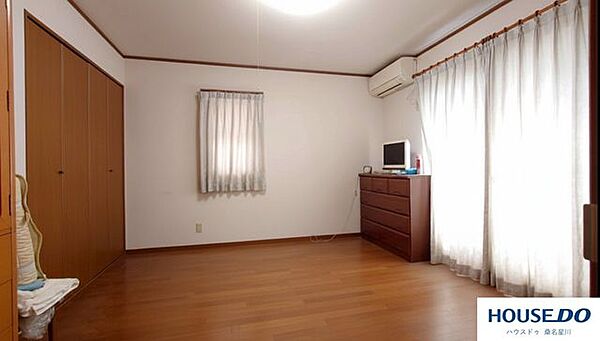 洋室を拡大表示