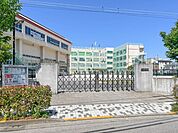 荒川区立第七中学校 650m