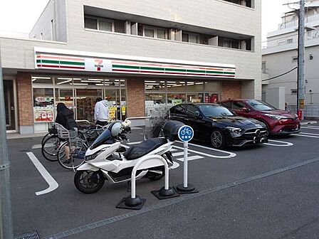 セブンイレブン練馬関町吉祥寺通り店 480m