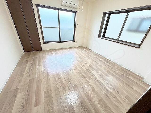 寝室