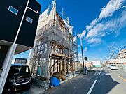 閑静な住宅地の立地の為、気持ちよく過ごすことが出来そうです！やさしい陽とやわらかな風が生活を彩ります　ゆとりがあり、心地よく落ち着いて過ごせる日常は次世代にもつなげていきたい大切な資産です！