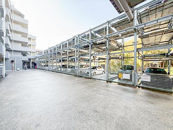駐車場を拡大表示